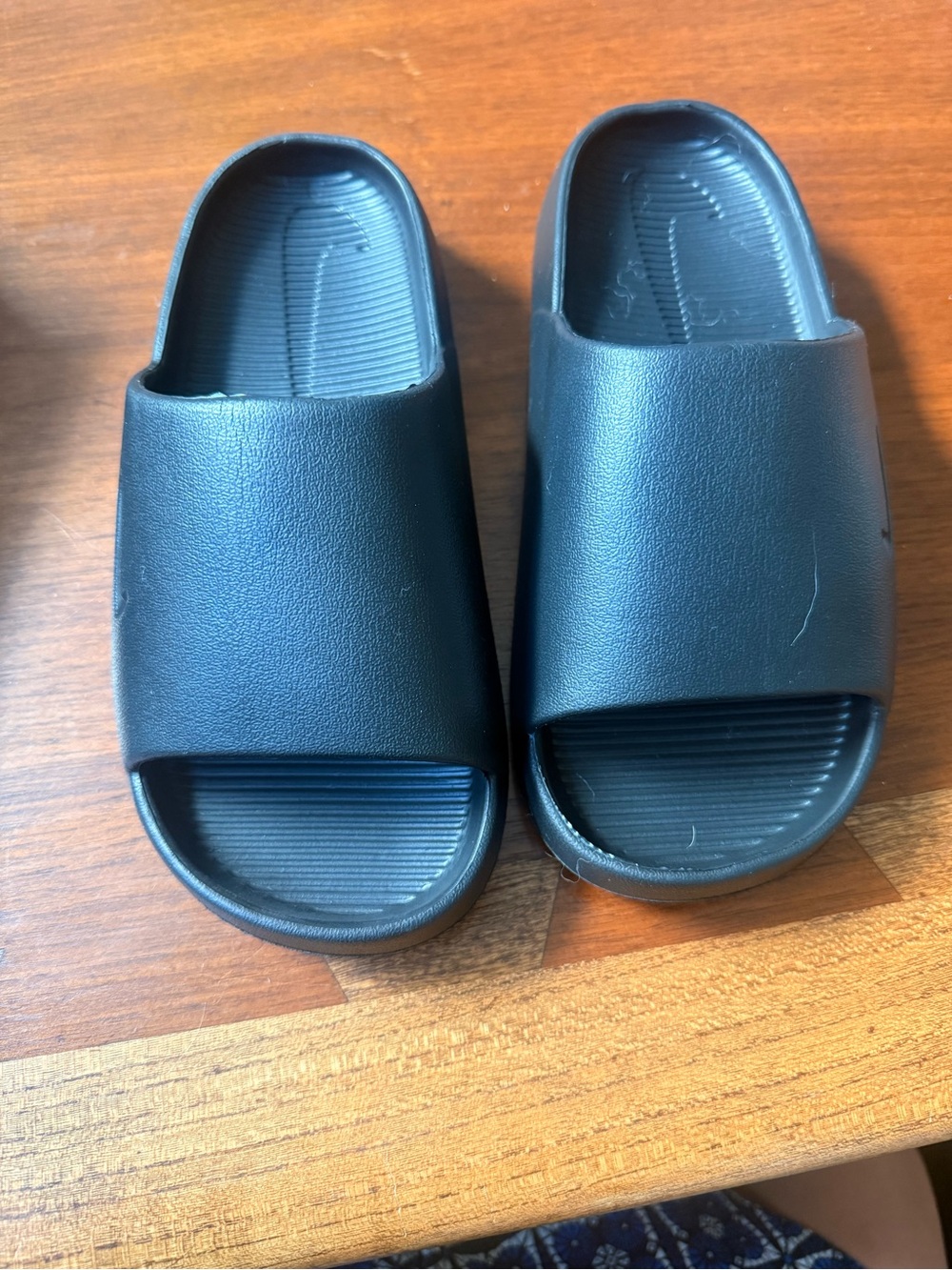 Nike Kids Black Slide Sandals